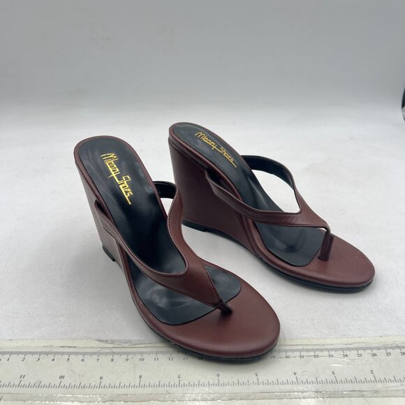 Milooey shoes Brown Round Toe Flip Flops Wedge High Heels Slip On Thong Sandals - Picture 4 of 8